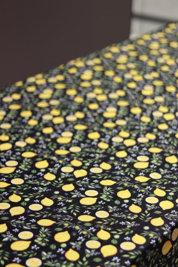 Table Cloth  Mini Mat - Lemon-ish (Black)