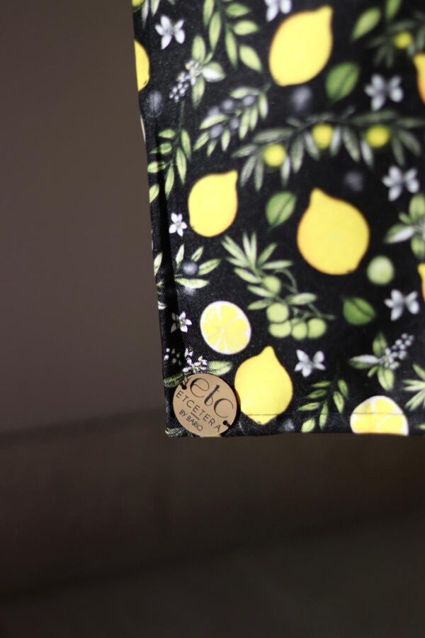 Table Cloth  Mini Mat - Lemon-ish (Black)